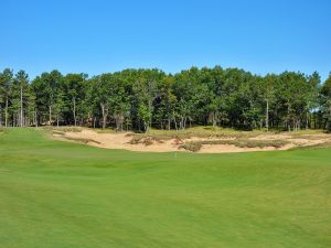 Mammoth Dunes 15th Green